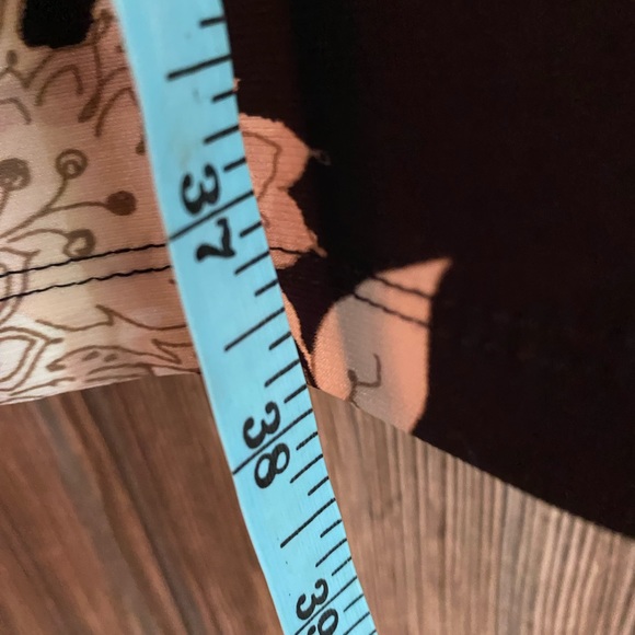 Tommy Hilfiger Black Floral print 3/4 flared sleeve size 12 - Picture 7 of 7